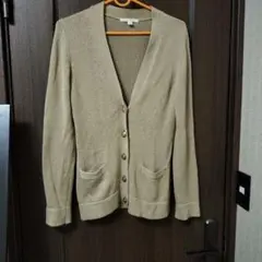 UNIQLOベージュ Mサイズ カーディガンのサムネイル