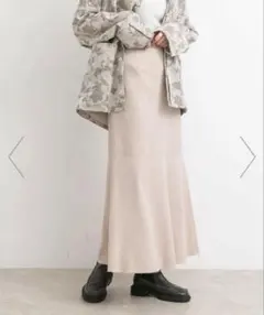 KBF＋　カットオフ切替ロングスカート