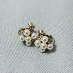 パールクリスタルフラワーイヤリング