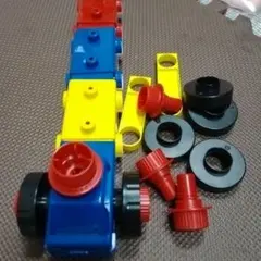 つくってへんしん！はたらくのりもの　ねじブロックのサムネイル