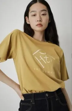 【美品】AZUL by MOUSSY マスタード Tシャツ Sサイズ