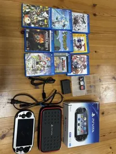 PSVita 本体 PCH-2000 ソフト12本 純正32GB メモカ