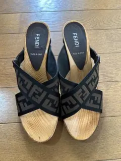 2026年最新】fendi サンダルの人気アイテム - メルカリ