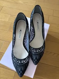 ダイアナ パンプス