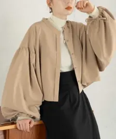 hinari 長袖ブラウス　パフスリーブ　ノーカラージャケット　フォーマルのサムネイル