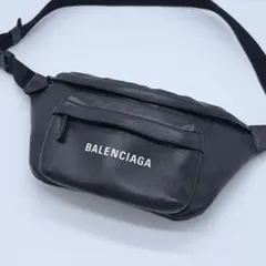 BALENCIAGA バレンシアガ エブリデイ ボディーバッグ レザー