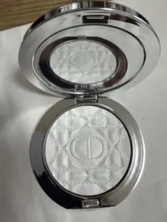 DIOR FOREVER NUDE RADIANT FILTER 00