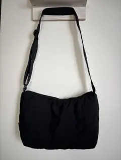 Standardproductsショルダーバッグ ナイロン　ブラック
