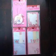 グルーミー 缶バッジ ふせん カードスリーブ セリア