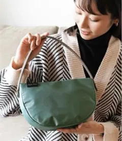 【美品】レガートラルゴ ショルダーバッグ レディース 斜めがけ 軽量 グリーン