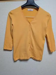 Vネックニットカーディガン　七分丈　オレンジ