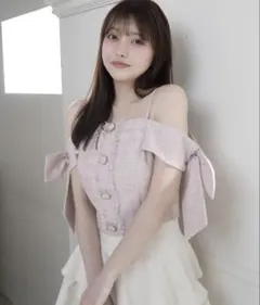 大谷映美里着用 LIP SERVICE ツイードリボンオフショルトップス - メルカリ