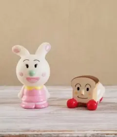 アンパンマン　ウサこちゃん指人形　飛ぶしょくぱんまんミニフィギュア　約4cm