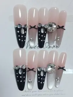 B8フレンチネイルチップ ピンク黒デザインSサイズ10個セット