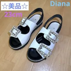 ☆美品☆ Diana ダイアナ ダブルビジューバックル サンダル　M