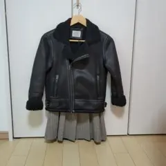 ZARA黒　革ジャン風 コート Size9 134　スカートはおまけ