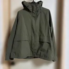 ユニクロ　オリーブフード付きカジュアルジャケット
