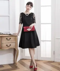 袖レース　フレアワンピース