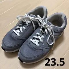 ニューバランス　グレー ウォーキングシューズ　23.5センチ　2E