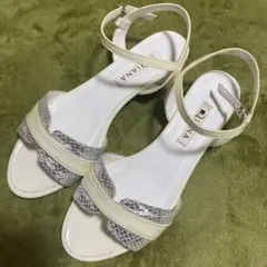 DIANA ストラップ　ローサンダル