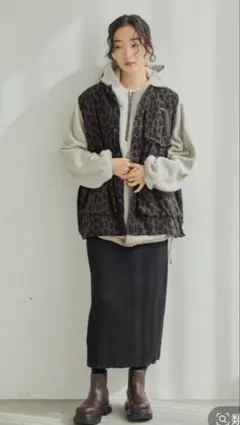 ボーイズシルエットポケベスト2　　チャコールレオパード　ニコアンド