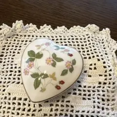 WEDGWOOD WILD STRAWBERRY 小物入れのサムネイル