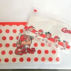 カープ坊や　赤い水玉ポーチ他　2枚セット