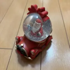 ☆期間限定値下げ☆クリスマス スノードーム サンタクロース 車 置物のサムネイル