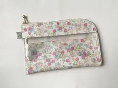 【し さまご確認品】L字ファスナーポーチ 中サイズ いちご柄 アイボリー