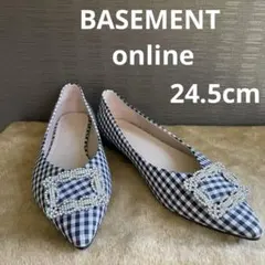 【美品】BASEMENT online ギンガムチェック ビジュー パンプスのサムネイル