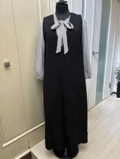 黒色ジャンバースカート 黒スカート　ロングスカート