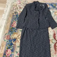 ダークブルーツイードスーツセット11号未使用に近い
