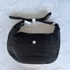 MARY QUANT ワンポイント刺繍 ナイロン ショルダーバッグ　ブラック