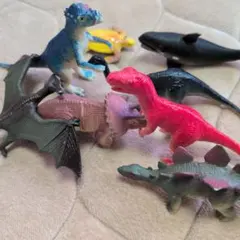 恐竜と動物のフィギュアセット 8体