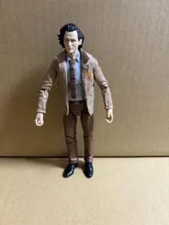 マーベルレジェンド　ロキ　フィギュア