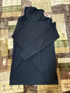 黒 長袖カットソー サイズ120