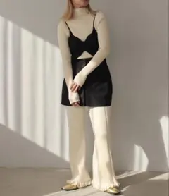 サンセルフ　ボリュームニットリブパンツのサムネイル