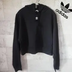 adidas originals　ショート丈　プルオーバーパーカー