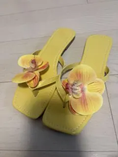 値下げ‼️SHEIN 未使用 サンダル イエロー 40 25cm 夏のサムネイル