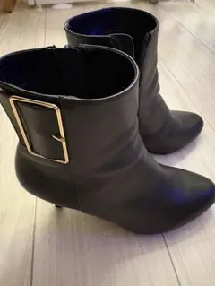 7.5cmヒール　ピンヒール　ブーティー　ブラック　37 美品