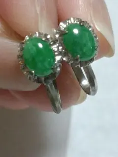 断*ン様 18K イヤリング　緑石