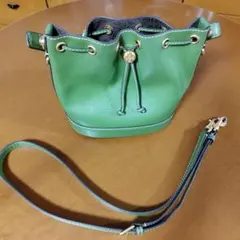 ショルダーバッグ