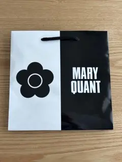 MARY QUANT ショップ袋 中型 モノクロ花柄のサムネイル
