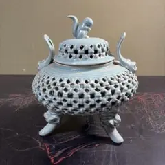 青磁 透かし彫り 香炉 栗鼠 蓋物 アンティーク