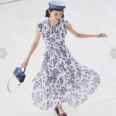 【新品同様】スナイデル フラワープリントプリーツワンピース ネイビー 0