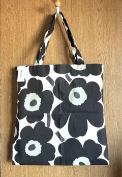 新品 marimekkoマリメッコ Unikko ウニッコ ファブリックバッグ