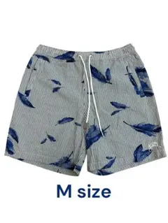 KITH【新品未使用】ショートパンツ Mのサムネイル