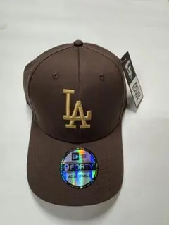 New Era LAロゴ Brown色Gold刺繍男女用キャップフリ➖サイズ