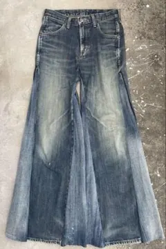 ブーツカット・フレアデニム・サイドスリット