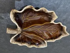 米Hull Pottery製 サービング・ディッシュ（大皿・盛り付け皿）